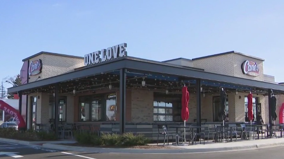 Raising Cane's opens in Kenosha